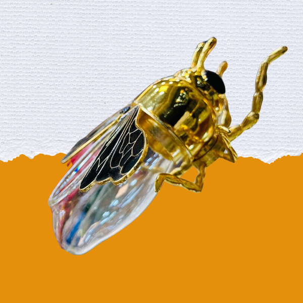 Artificial Bee of honey container